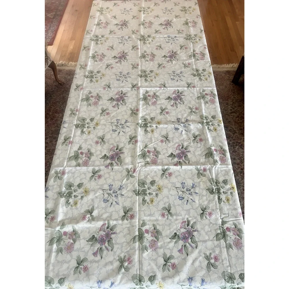 Vintage Avon Home Fashions Tablecloth Cotton Floral Tablecloth M/I Turkey 71x47